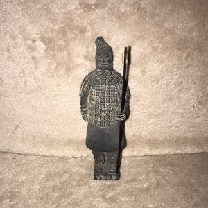 Chinese statue 6” tall 💕